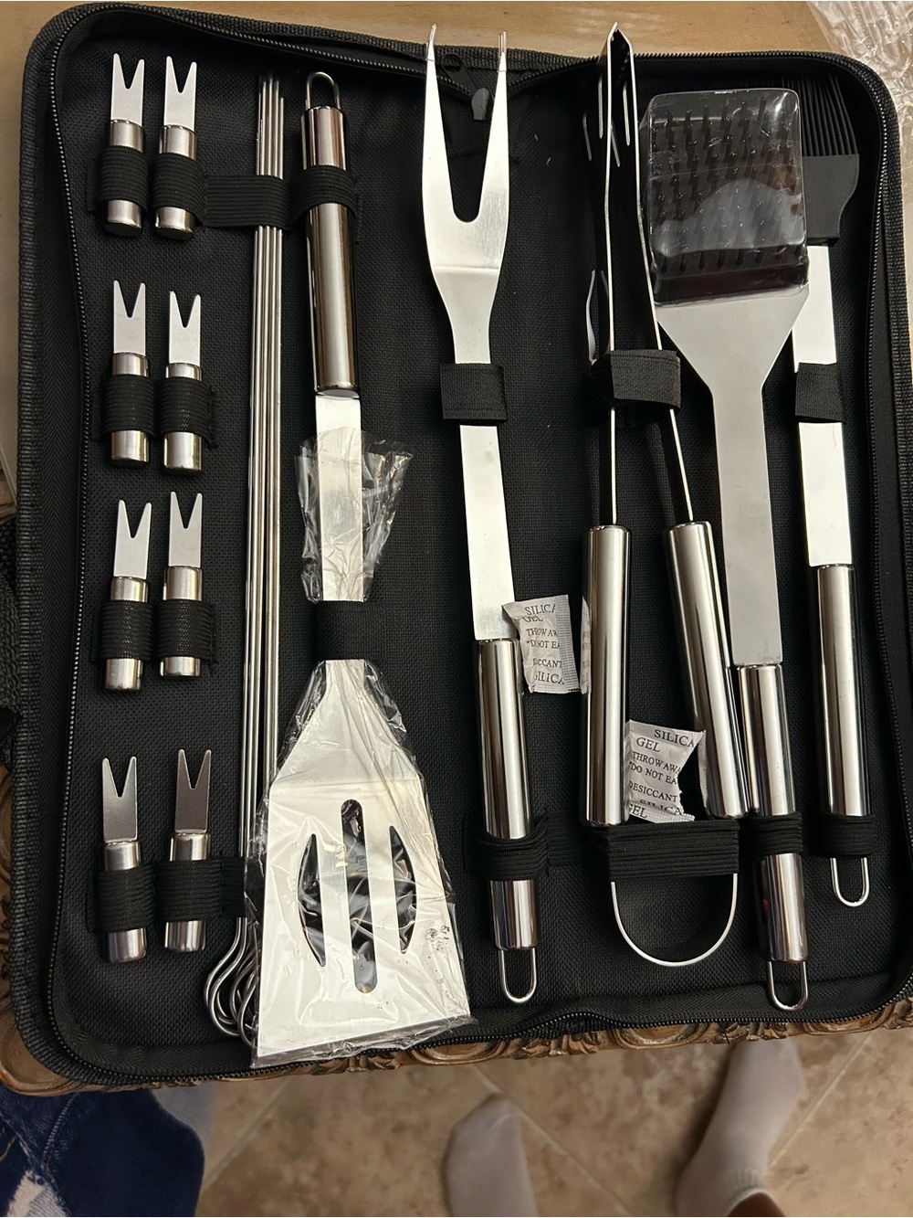 21 pc Grill BBQ Tool Folding  Stainless Steel Knife Brush w/ Case HARD ROCK   Th